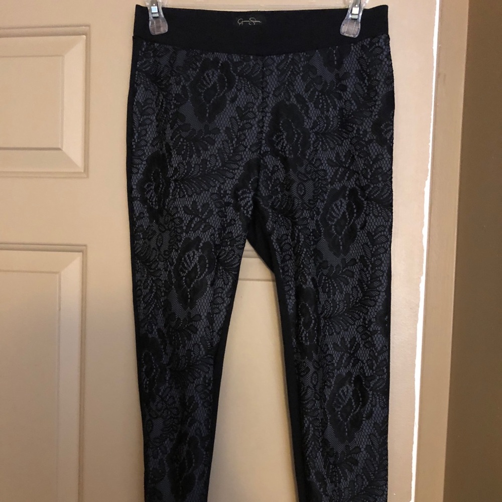 Jessica Simpson Lace overlay leggings in Large